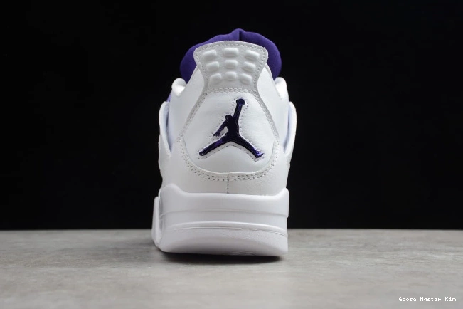 CT8527-115 Court Purple Air Jordan 4 0612